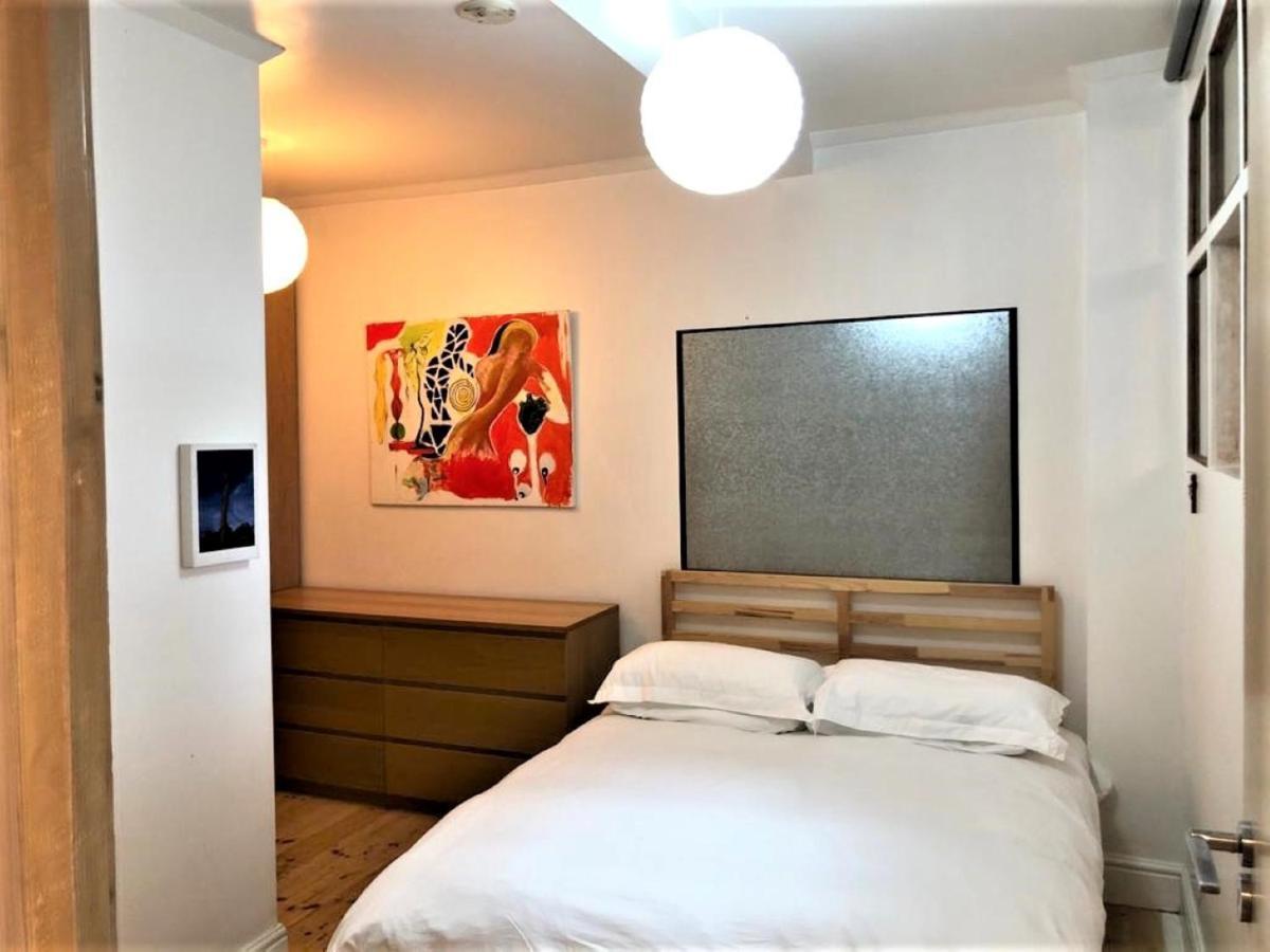 Splendid 1 Bedroom Flat + Terrace 런던 외부 사진