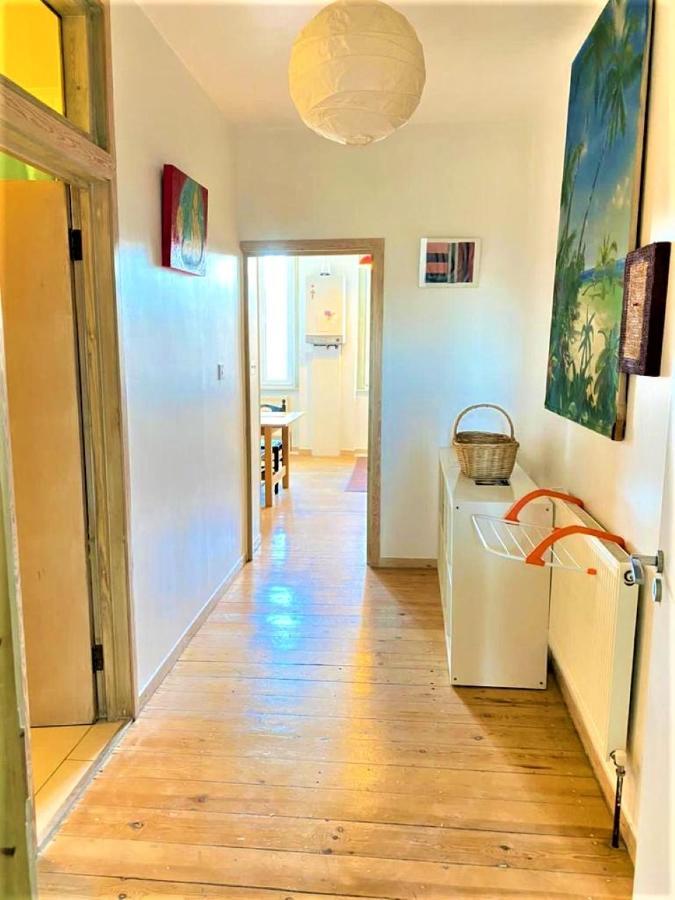 Splendid 1 Bedroom Flat + Terrace 런던 외부 사진