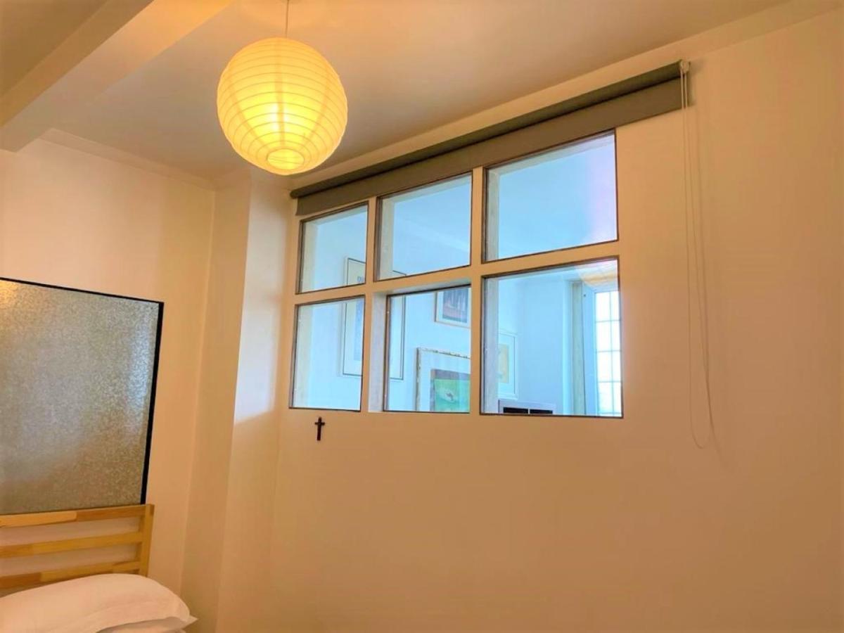 Splendid 1 Bedroom Flat + Terrace 런던 외부 사진