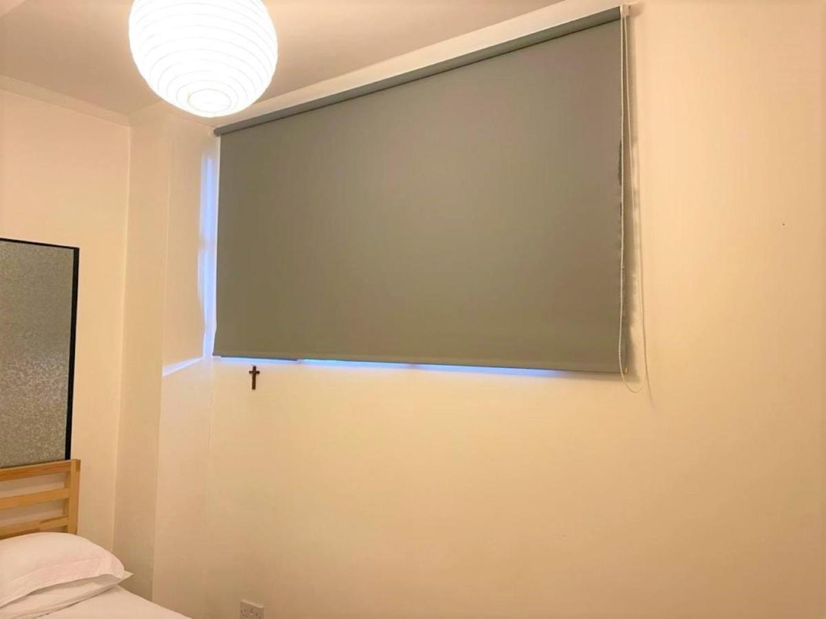 Splendid 1 Bedroom Flat + Terrace 런던 외부 사진